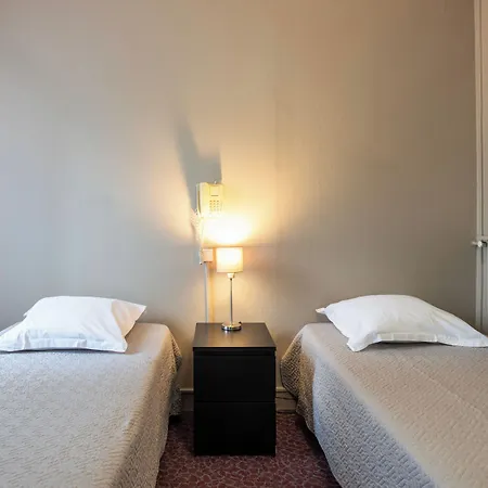 Grand De Hotel 2*